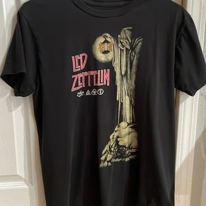 Led zeppelin band tee